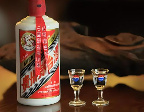 飞天茅台降价拖累股价 茅台1935市场倒挂引关注