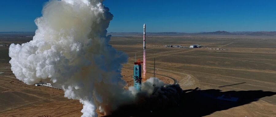 朱雀三号首飞成功 中国商业航天迈出重要一步